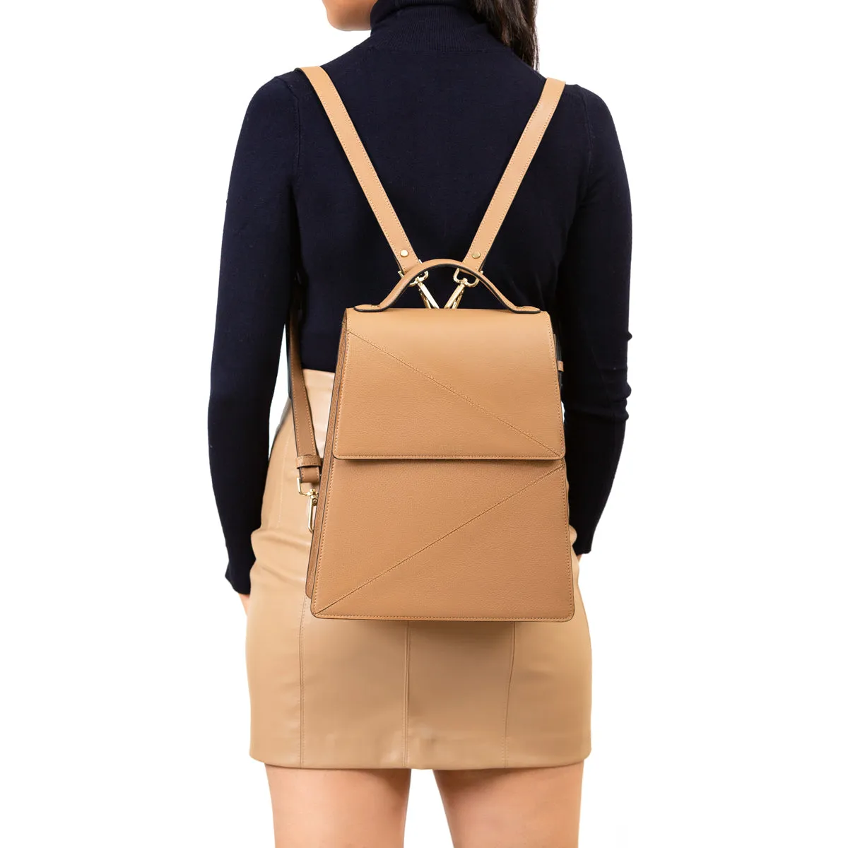Adisee Sand Aria Backpack