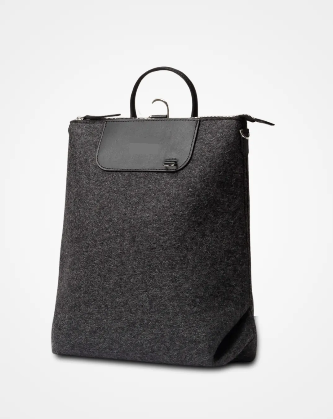 Travelling Midi Backpack: The Grey Woollen traveller