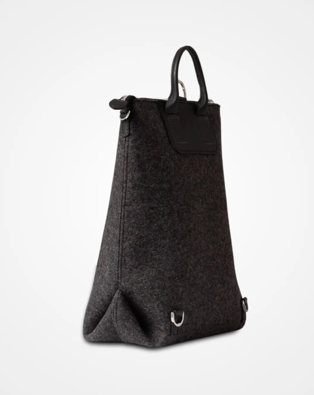 Travelling Midi Backpack: The Grey Woollen traveller